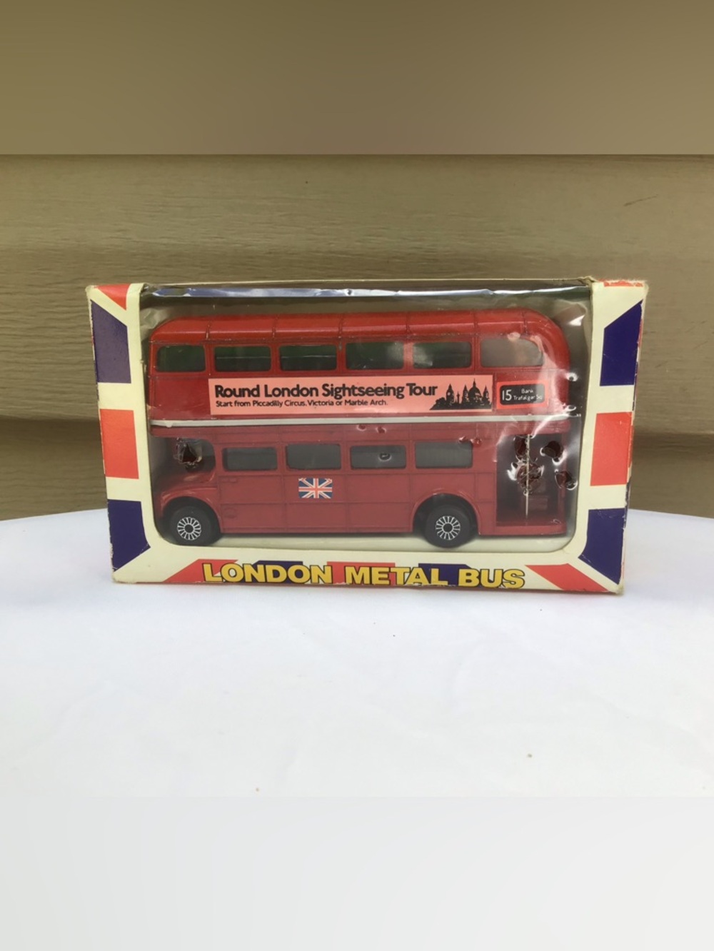 NEW Red London Metal Double-Decker Diecast  Routemaster Bus From 1987